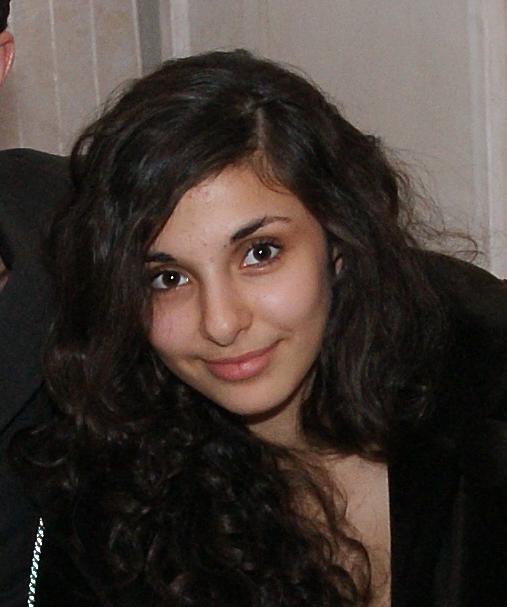 Gina
   Mnayarji 1994-